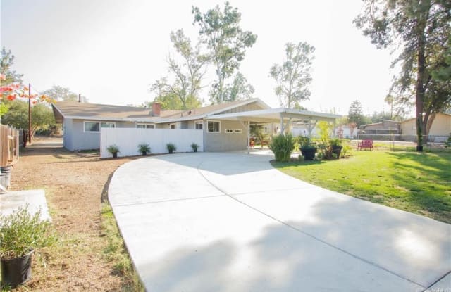 810 Ford Street - 810 Ford Street, Corona, CA 92879