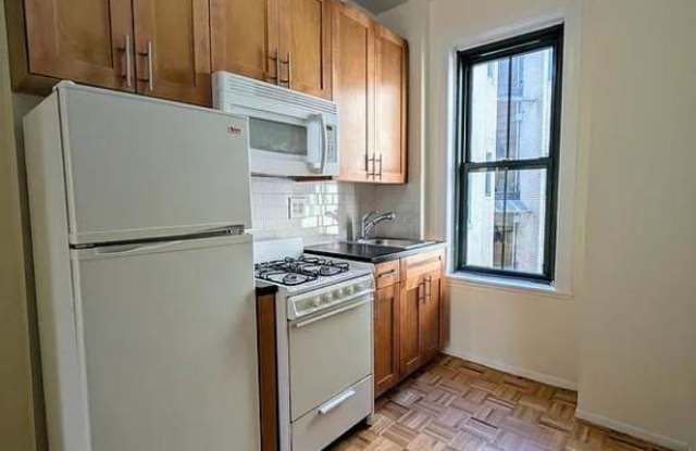 542 East 79th Street - 542 East 79th Street, New York City, NY 10075