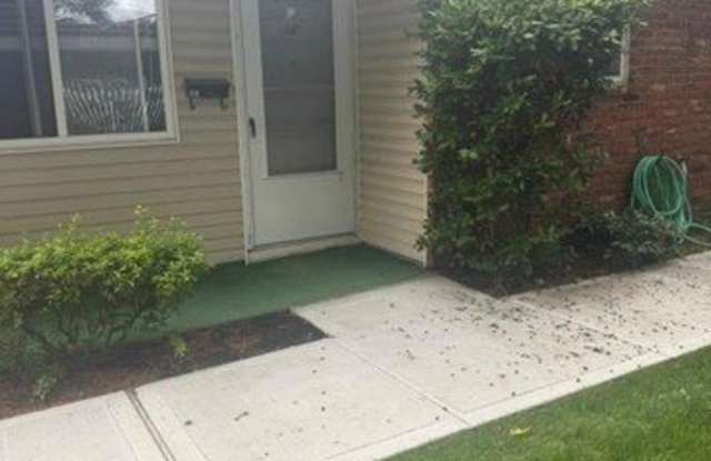 1-72 Parkcenter Drive photos photos