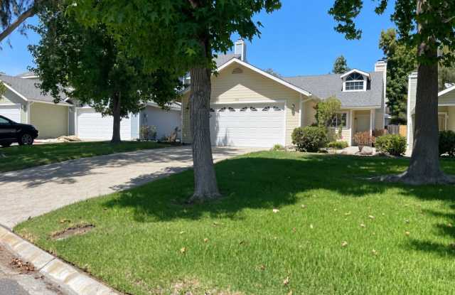 Charming 3-Bedroom Home on a Quiet Cul-de-Sac photos photos