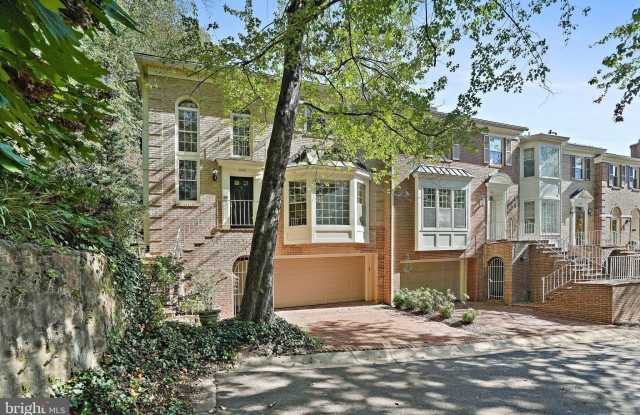 8035 QUARRY RIDGE Way Gallery 2