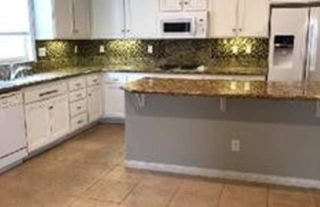 27935 Whisperwood Drive Gallery 3