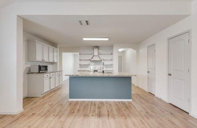 1123 Garnet Street photos photos