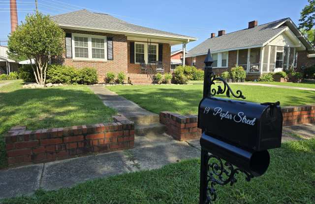 19 Poplar St Ne photos photos