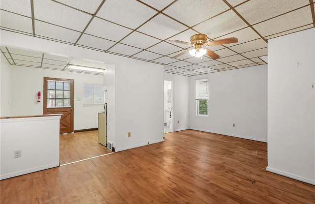 705 Russellwood Avenue photos photos