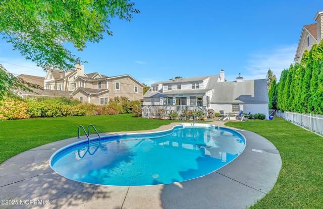 204 Washington Boulevard photos photos