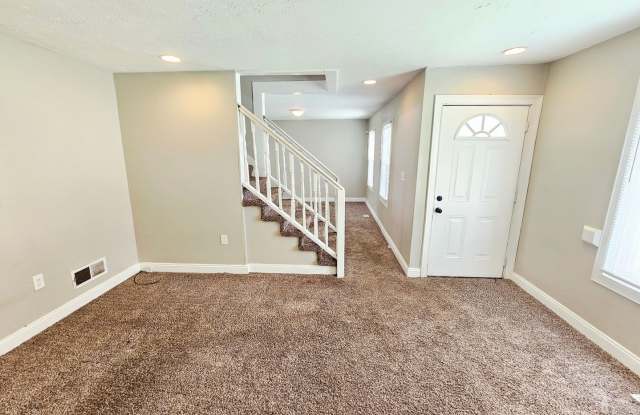 Move-in Ready! 3 Bedroom Home with Central Air Gallery 3
