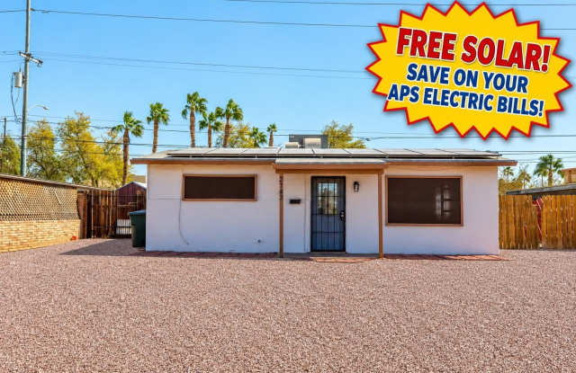 2743 S Mesa Avenue Gallery 1