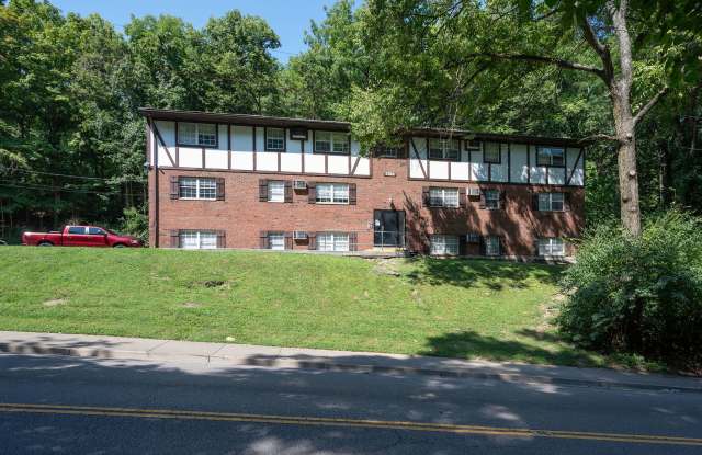 ✨$799/month!! Charming 1-Bedroom Apartments in Cincinnati’s Hidden West Side Gem! ✨ Gallery 3