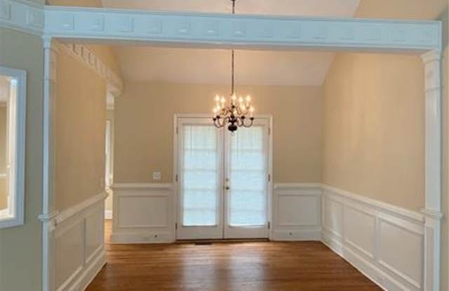 1908 Ascot Terrace Gallery 4