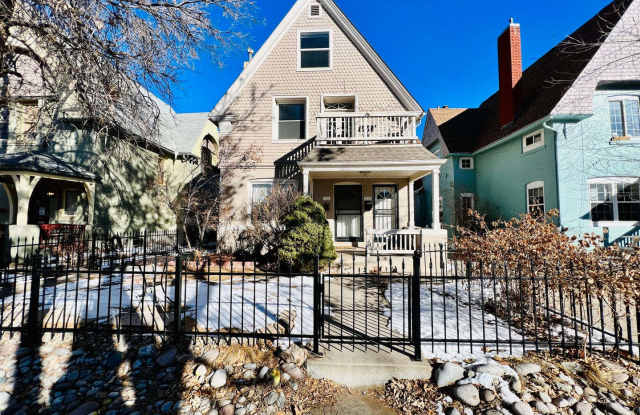 $0 DEPOSIT OPTION. CHARMING VICTORIAN TOWNHOUSE IN UPTOWN/CITY PARK WEST photos photos