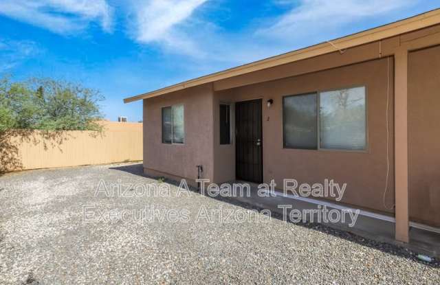 2635 North Fontana Avenue photos photos