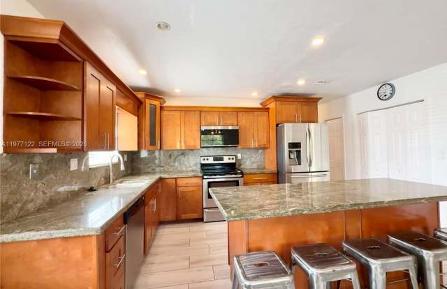 16665 SW 93rd Court SW, Palmetto Bay, FL 33157 photos photos