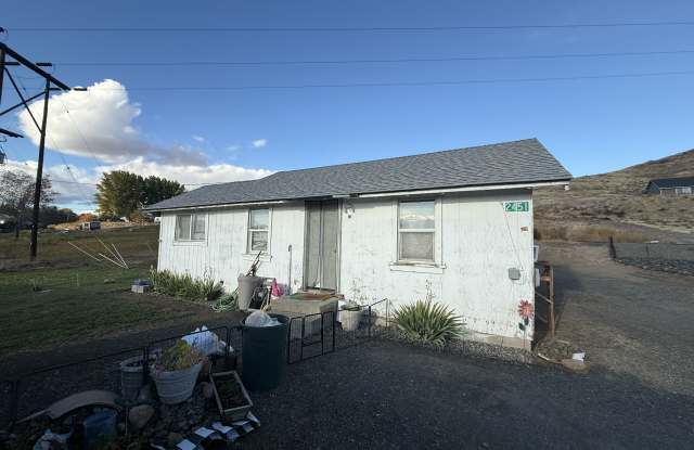 2451 Speyers Road - 2451 Speyers Road, Yakima County, WA 98942
