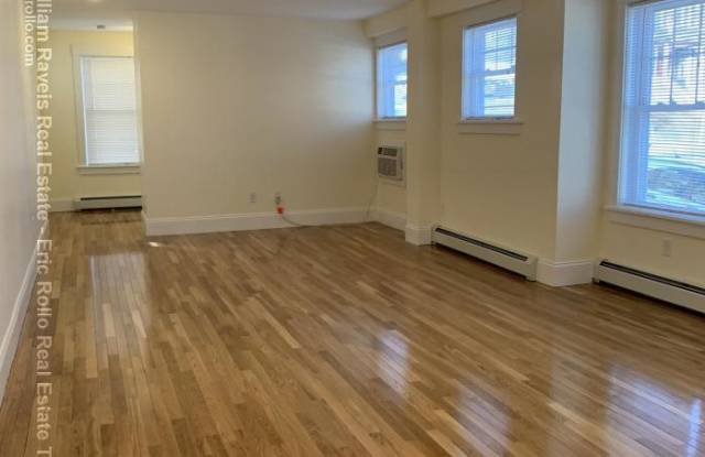 502 Pleasant St. Gallery 3