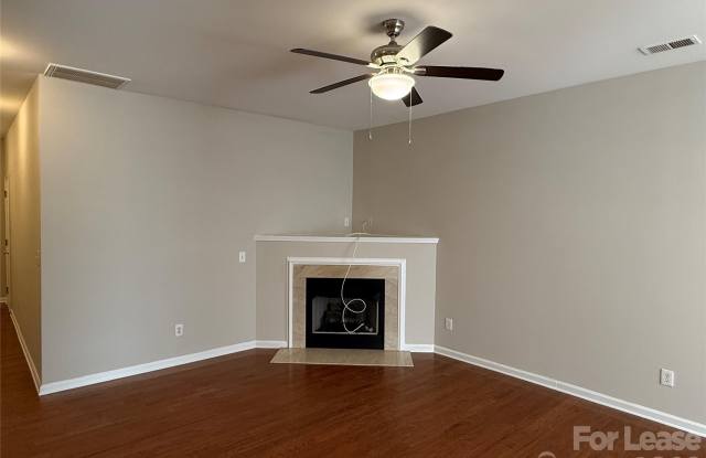 2152 Whispering Way Gallery 2