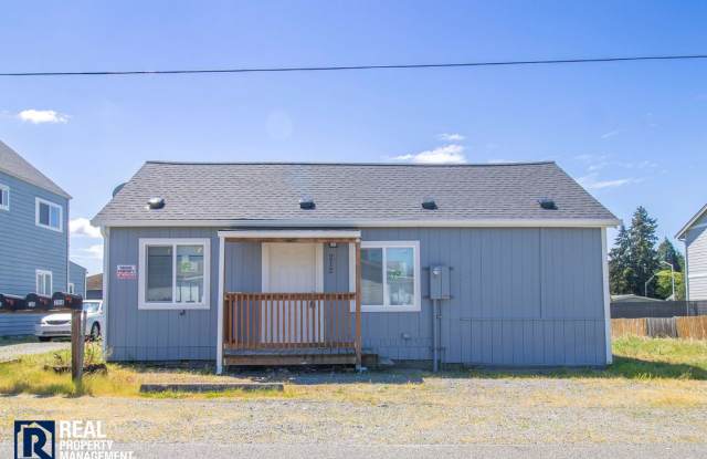 MOVE-IN SPECIAL! Completely Renovated 2 Bedroom Home Near PLU | New Kitchen & Stainless Appliances Gallery 3