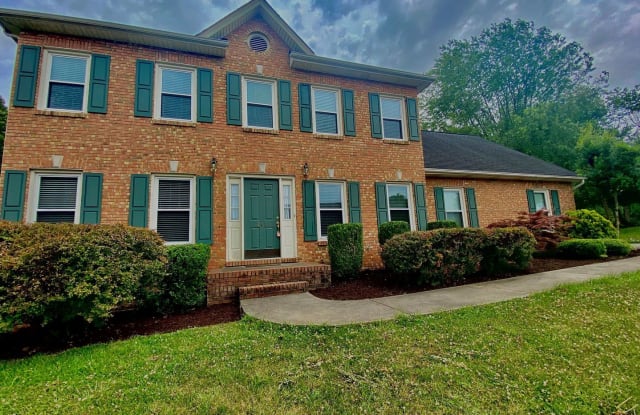 261 Chesterfield Dr. - 261 Chesterfield Drive, Kingsport, TN 37663