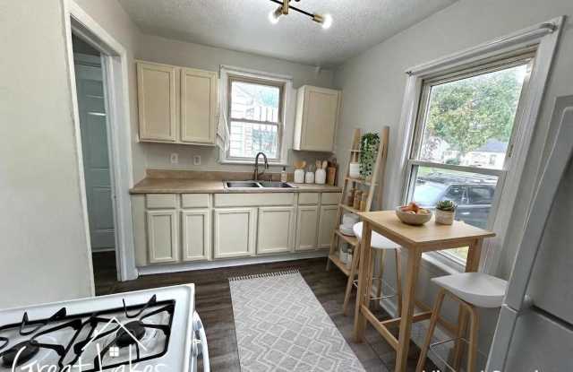 Beautiful 2 Bedroom 1 Bathroom now available for rent Gallery 4