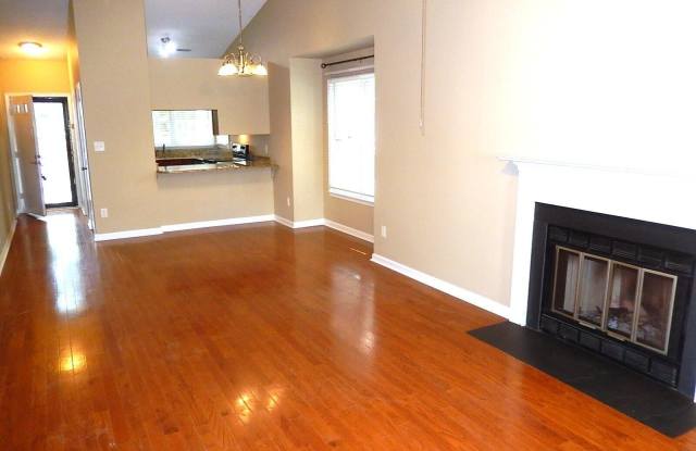 4301 Bona Court Gallery 3