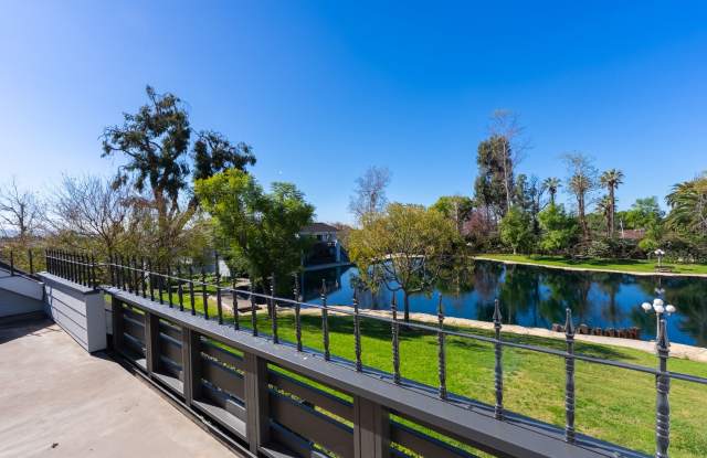 2 Bedroom  2 Bathroom photos photos