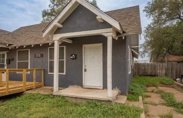 1212-a SW 9TH Avenue photos photos