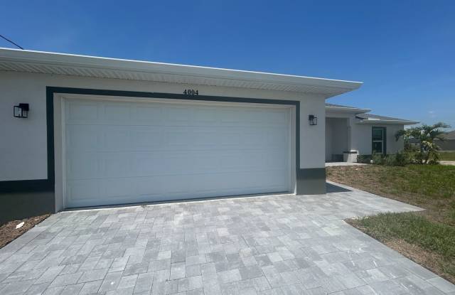 New Construction 4/2  Ready for occupancy photos photos