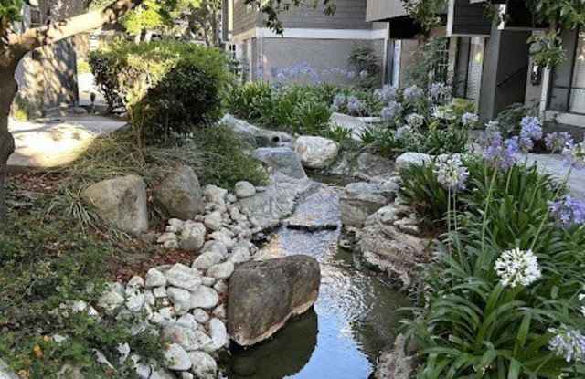 189 Streamwood photos photos