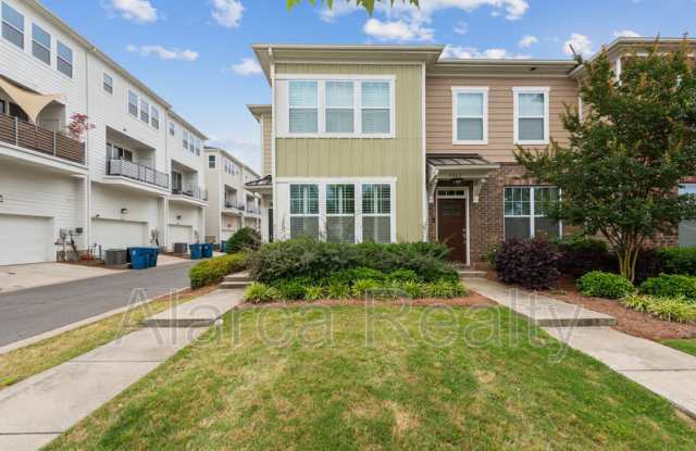 3246 Moss Ln - 3246 Moss Lane, Charlotte, NC 28206