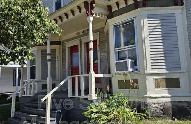 206-208 North Champlain Street - 208 photos photos