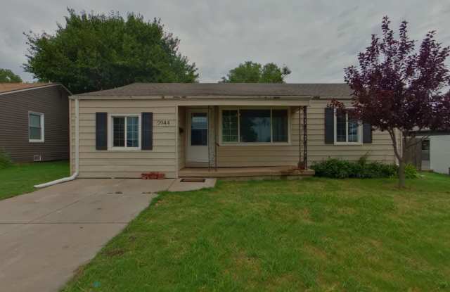 5944 E Kinkaid St photos photos