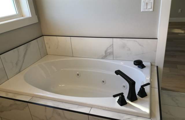 2516 Genevieve Way photos photos
