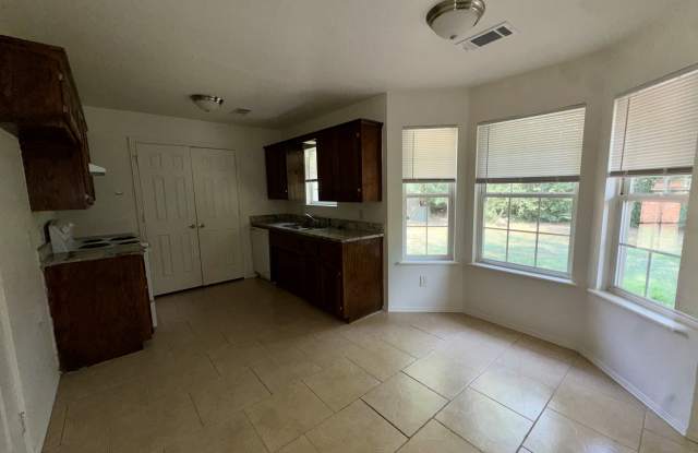 128 Lanita Circle Gallery 2
