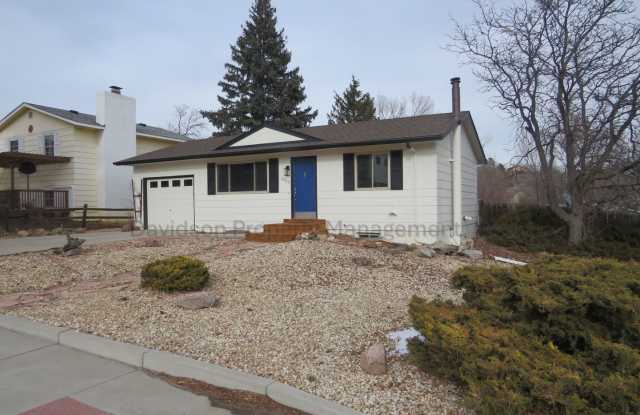 Updated 3-Bedroom Home on the West Side photos photos