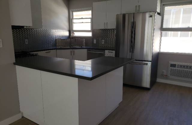1922 Tamarind Ave Unit 8 Gallery 4