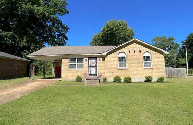 4811 Bradford Dr photos photos
