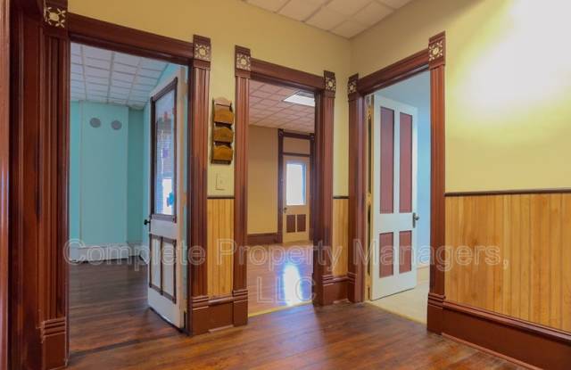 101 North Mill Street photos photos