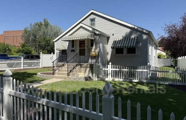 2423 Pine Street - 1 Gallery 2