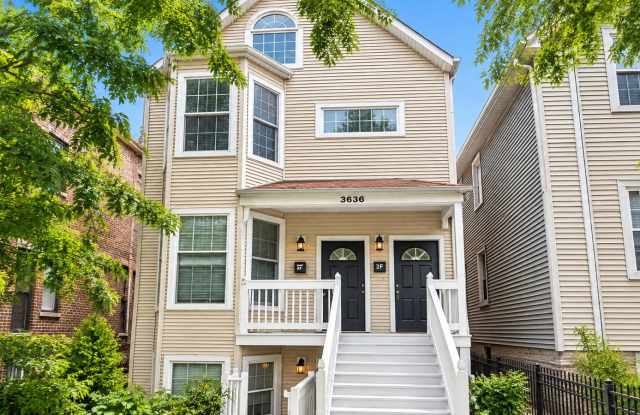 3636 North Hermitage Avenue photos photos