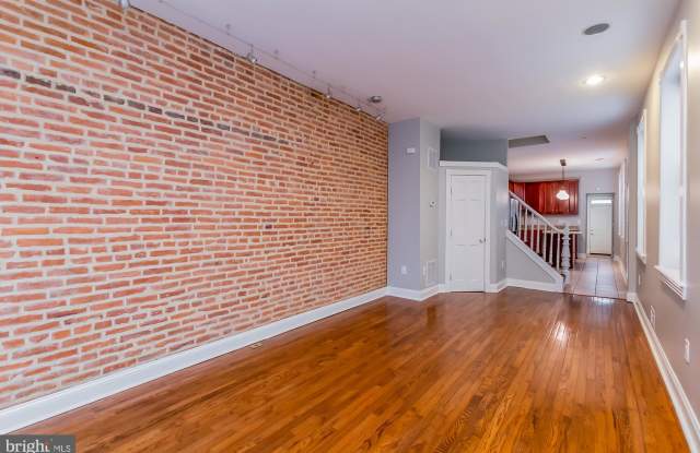 15 E RANDALL STREET Gallery 4