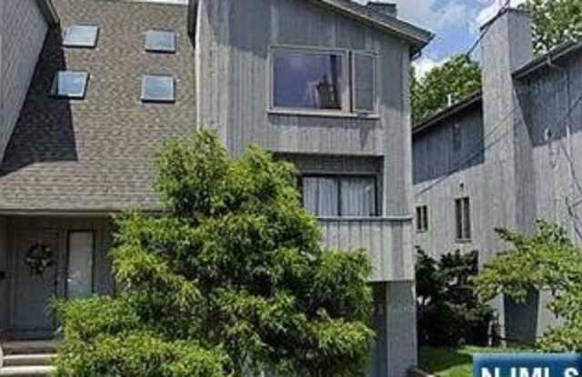 2141 South Street photos photos