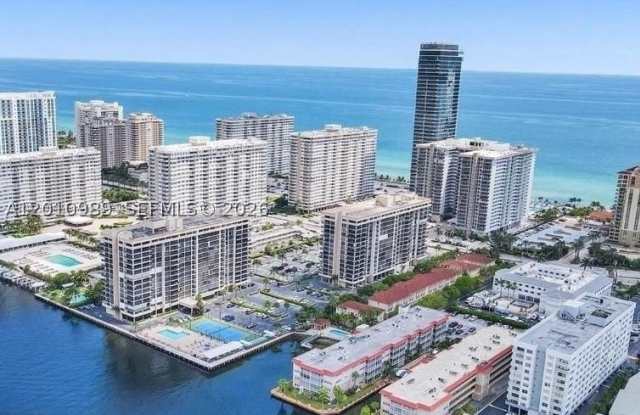 2097 S Ocean Dr Gallery 2