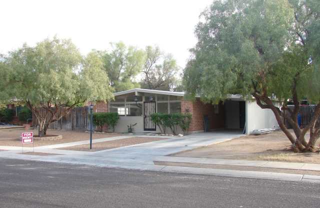 5562 E Kelso Street - 5562 East Kelso Street, Tucson, AZ 85712