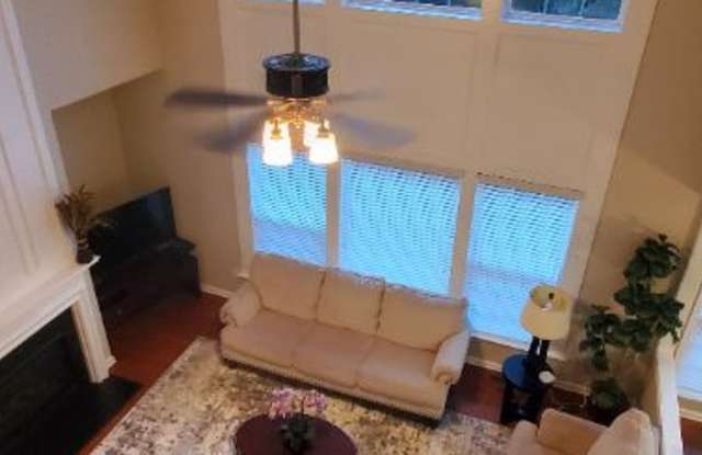 726 Avonley Creek trce Gallery 4