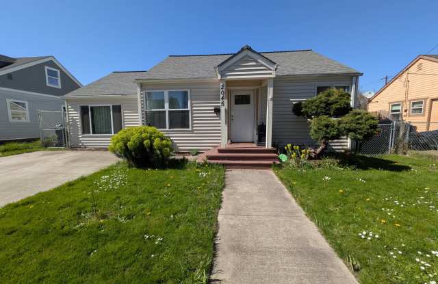 2045 Liberty Street Northeast photos photos