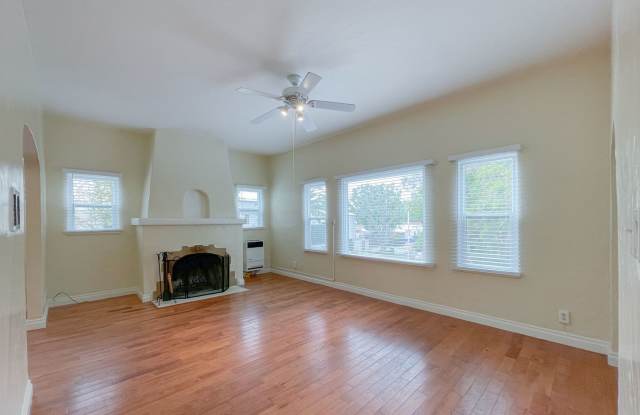 beautiful 2bd 2ba near Melrose Place photos photos