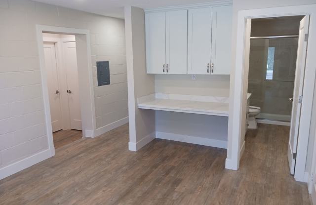 2 Bedroom Available July 1st Located in Central Davis photos photos
