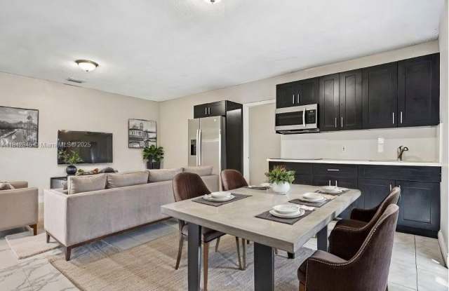 4151 SW 112th Ave photos photos