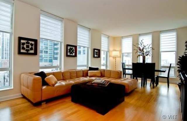 1250 South Michigan Avenue Gallery 2