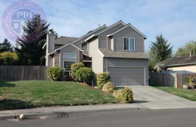 Prime Tigard Location, Summer Lake Neighborhood / Morning Hill, Close To Progress Ridge, Pet Friendly - 12521 Southwest 134th Avenue, Tigard, OR 97223